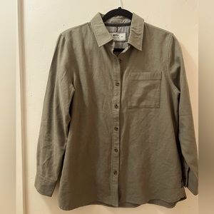 Jetty Marine Supply Army Green Button Up Size M